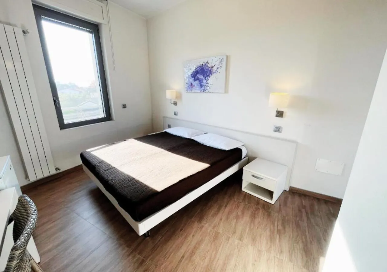 Hotel Belso Rosate