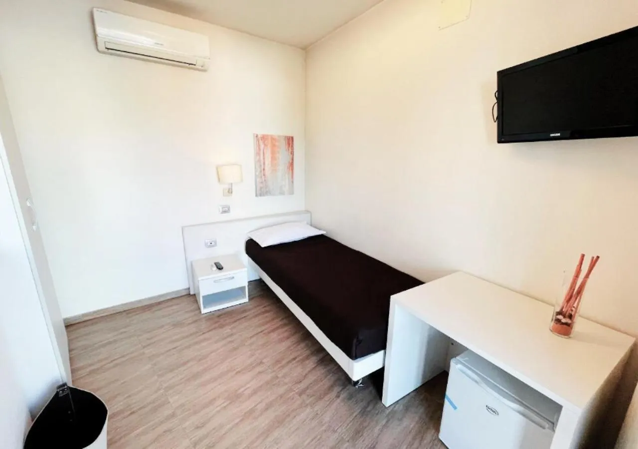 Hotel Belso Rosate 0*,