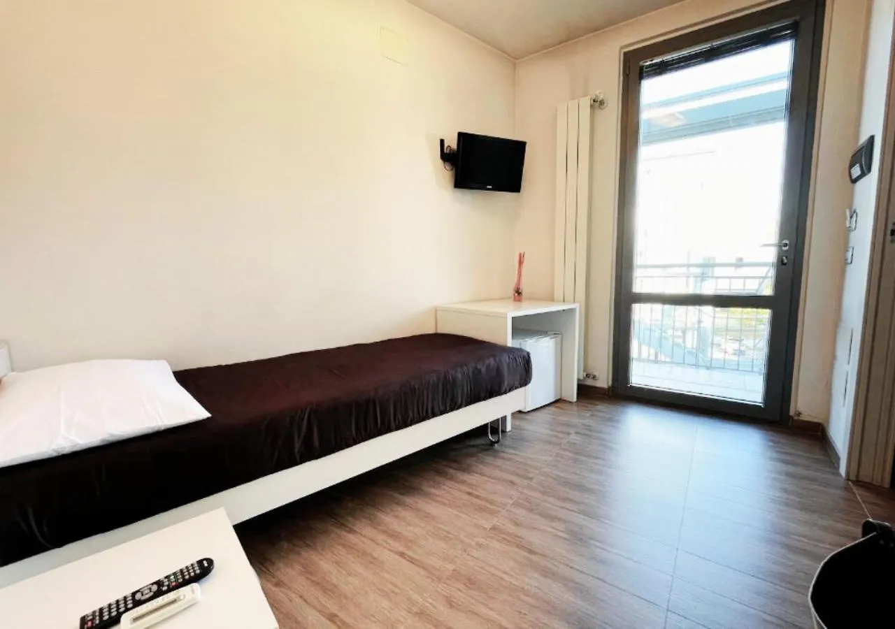 Affittacamere Hotel Belso Rosate