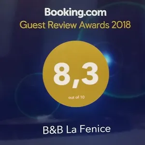 la-fenice-foresteria.lecce-hotels.com/